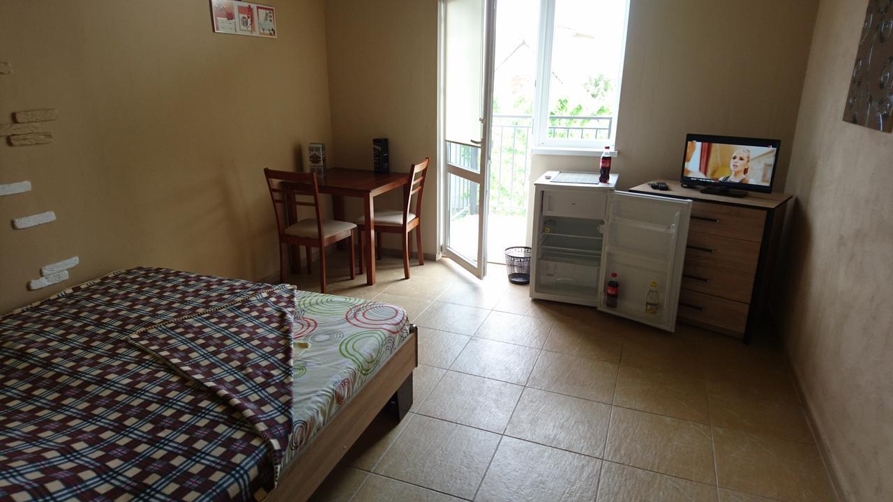 Guest House Dacha Karolino-Buhaz Luaran gambar