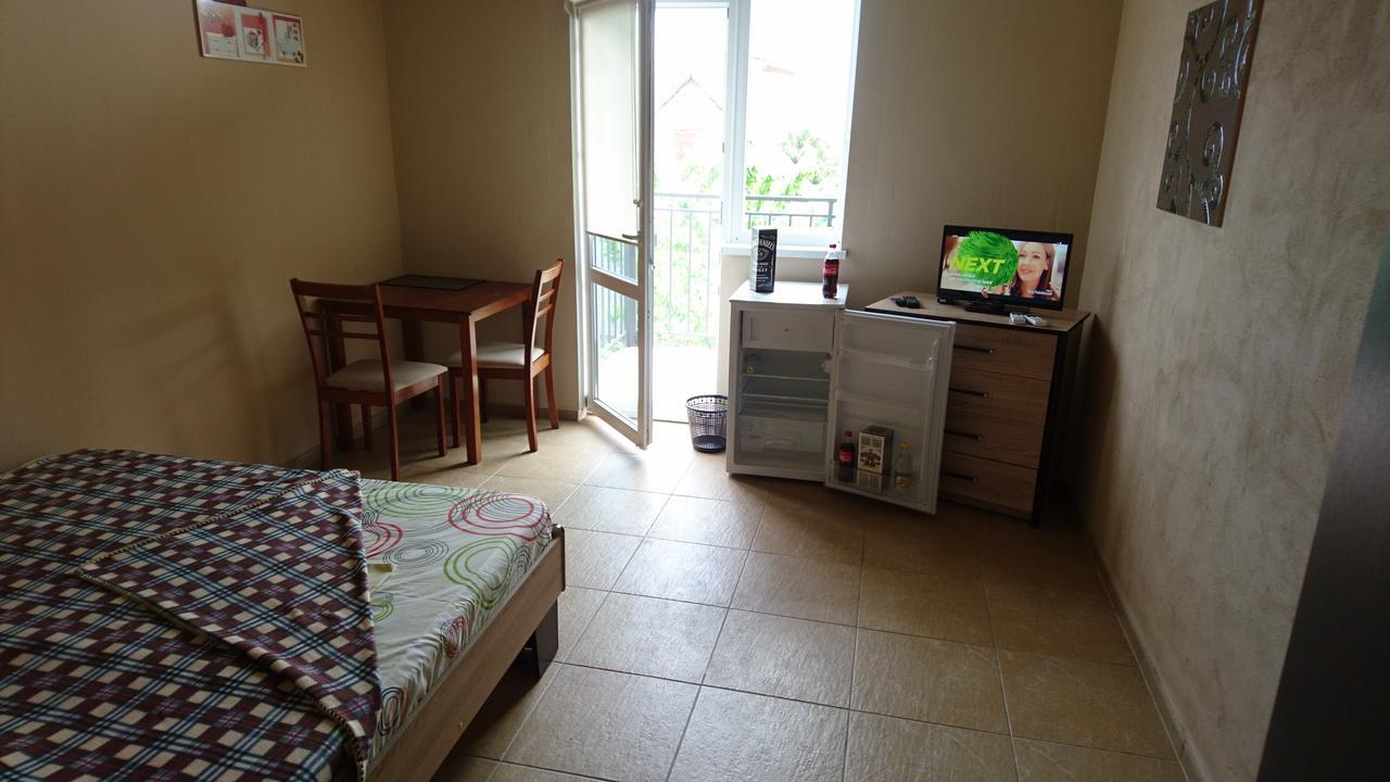 Guest House Dacha Karolino-Buhaz Luaran gambar