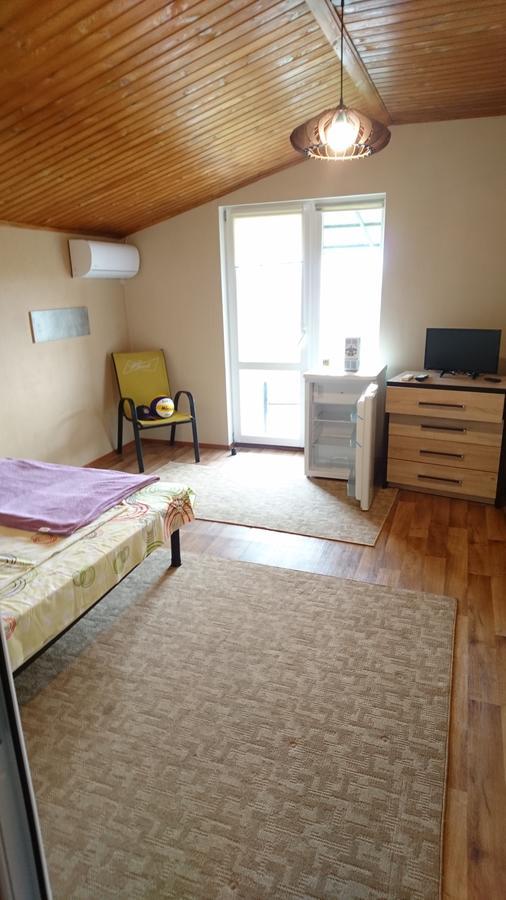 Guest House Dacha Karolino-Buhaz Luaran gambar