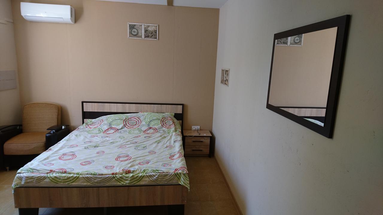 Guest House Dacha Karolino-Buhaz Luaran gambar